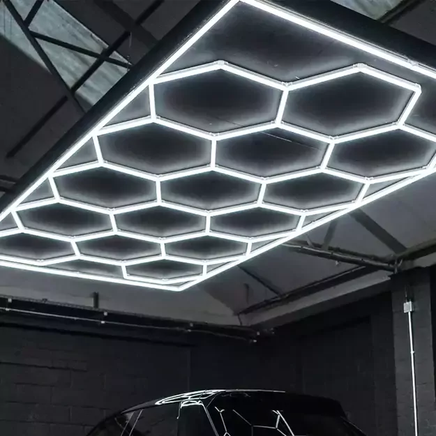 Garažo LED apšvietimas „Koriai“ su rėmu (14 vnt. LED modulių, 2410 × 4780 mm) 4