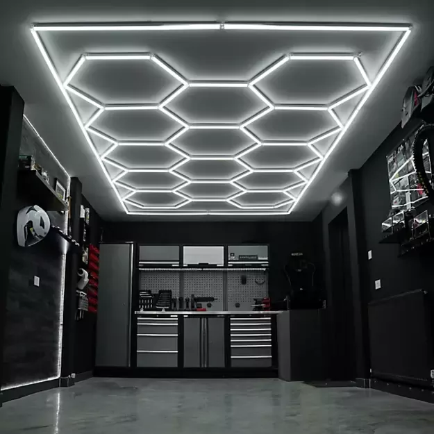 Garažo LED apšvietimas „Koriai“ su rėmu (14 vnt. LED modulių, 2410 × 4780 mm) 9
