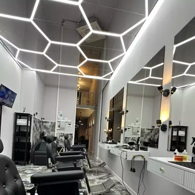 Garažo LED apšvietimas „Koriai“ su rėmu (14 vnt. LED modulių, 2410 × 4780 mm) 10