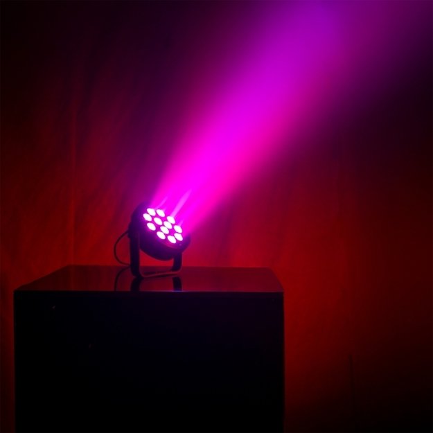 Fuzzix Comet M12 šviesos efektai 6