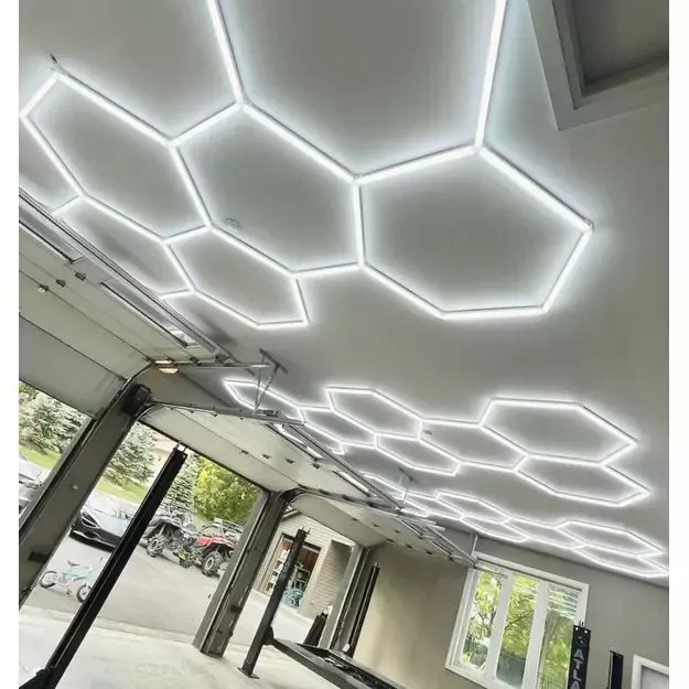 Garažo LED apšvietimas „Koriai“ be rėmo (8 vnt. LED modulių, 2444 × 2576 mm) 10