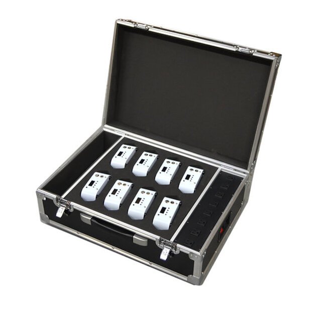 8x PROLIGHTING Led Par 4x18w RGBWAUV Wireless Battery Prožektorius su transportavimo lagaminu 8in1 1